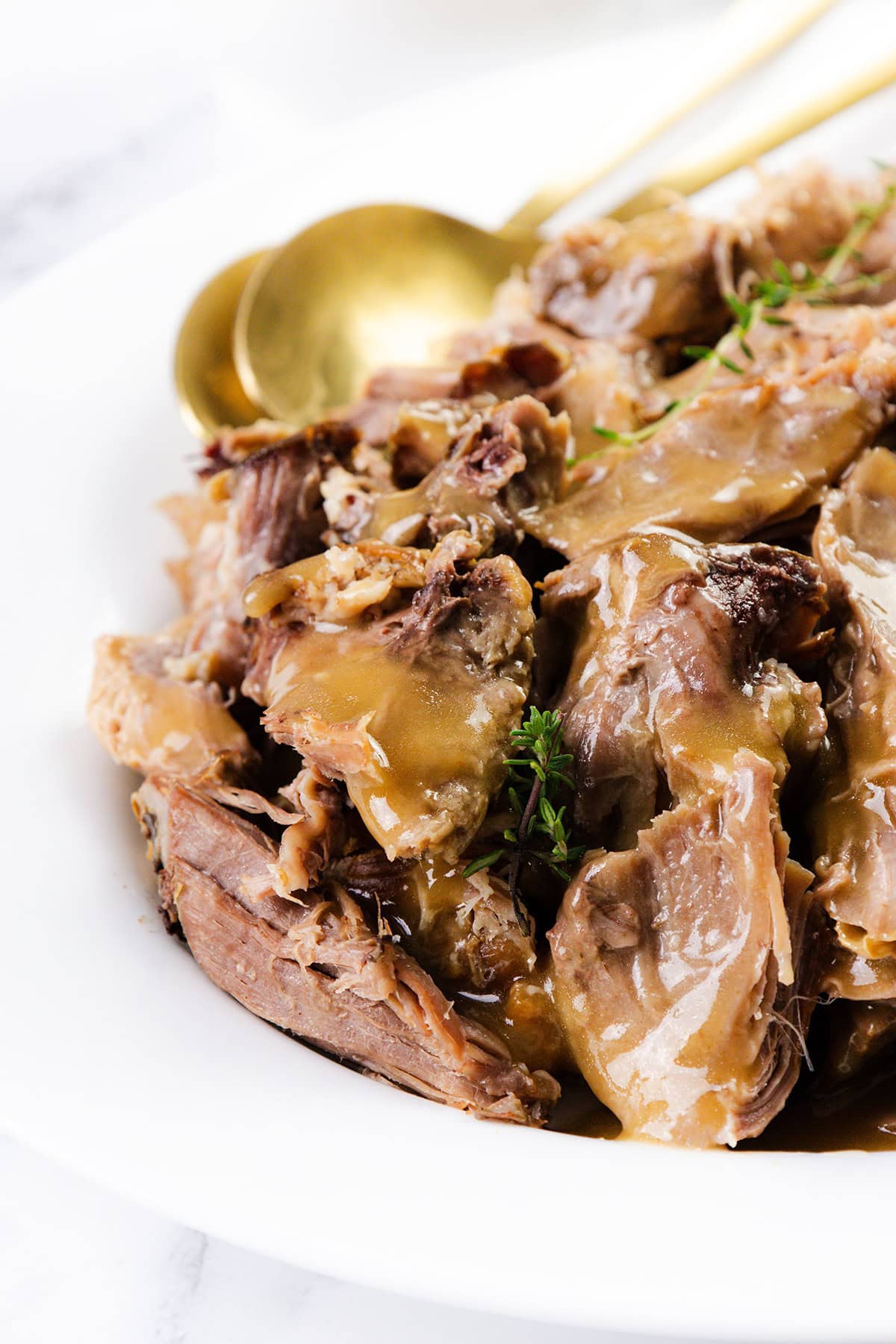Impressive & Flavorful: Slow Cooker Lamb Leg with Rich Wine & Sherry Gravy